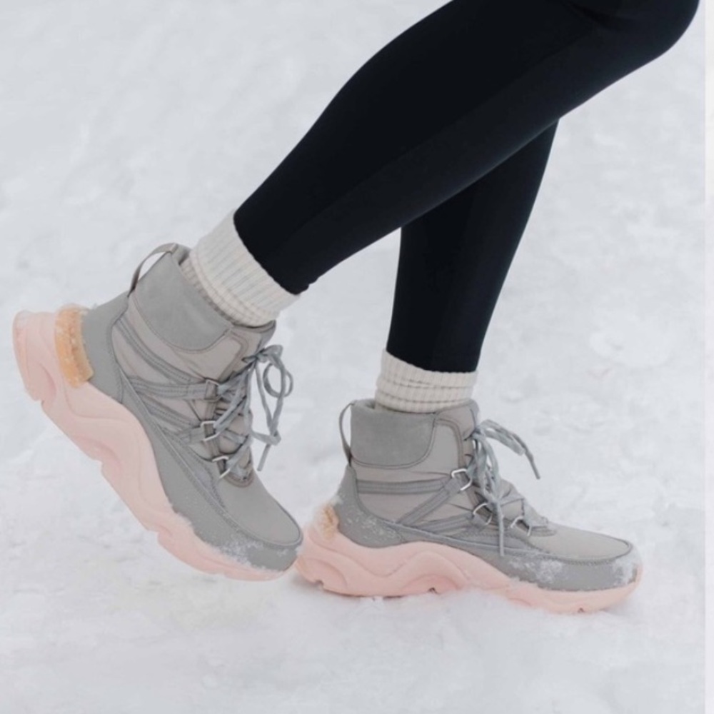 Sorel Kinetic RNEGD Waterproof High Top Sneaker Boots